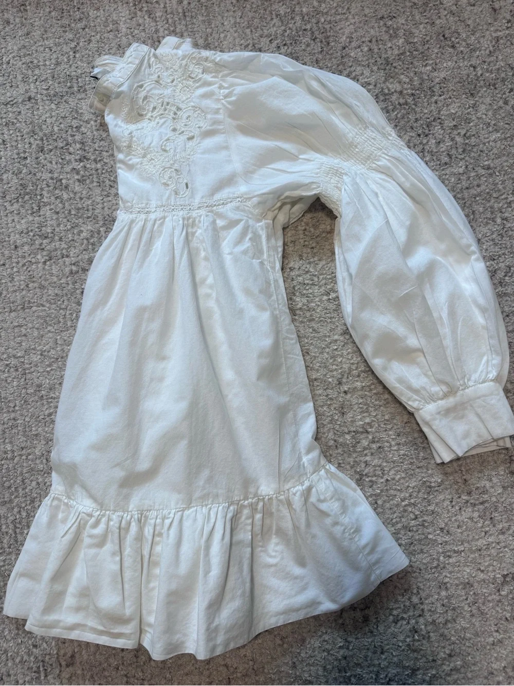 Zara lightweight white